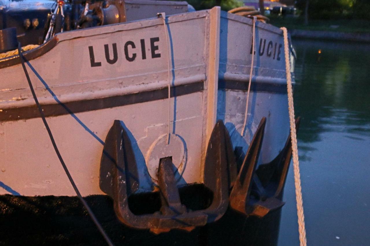 Spits-Lucie B&B อิเซเคม ภายนอก รูปภาพ